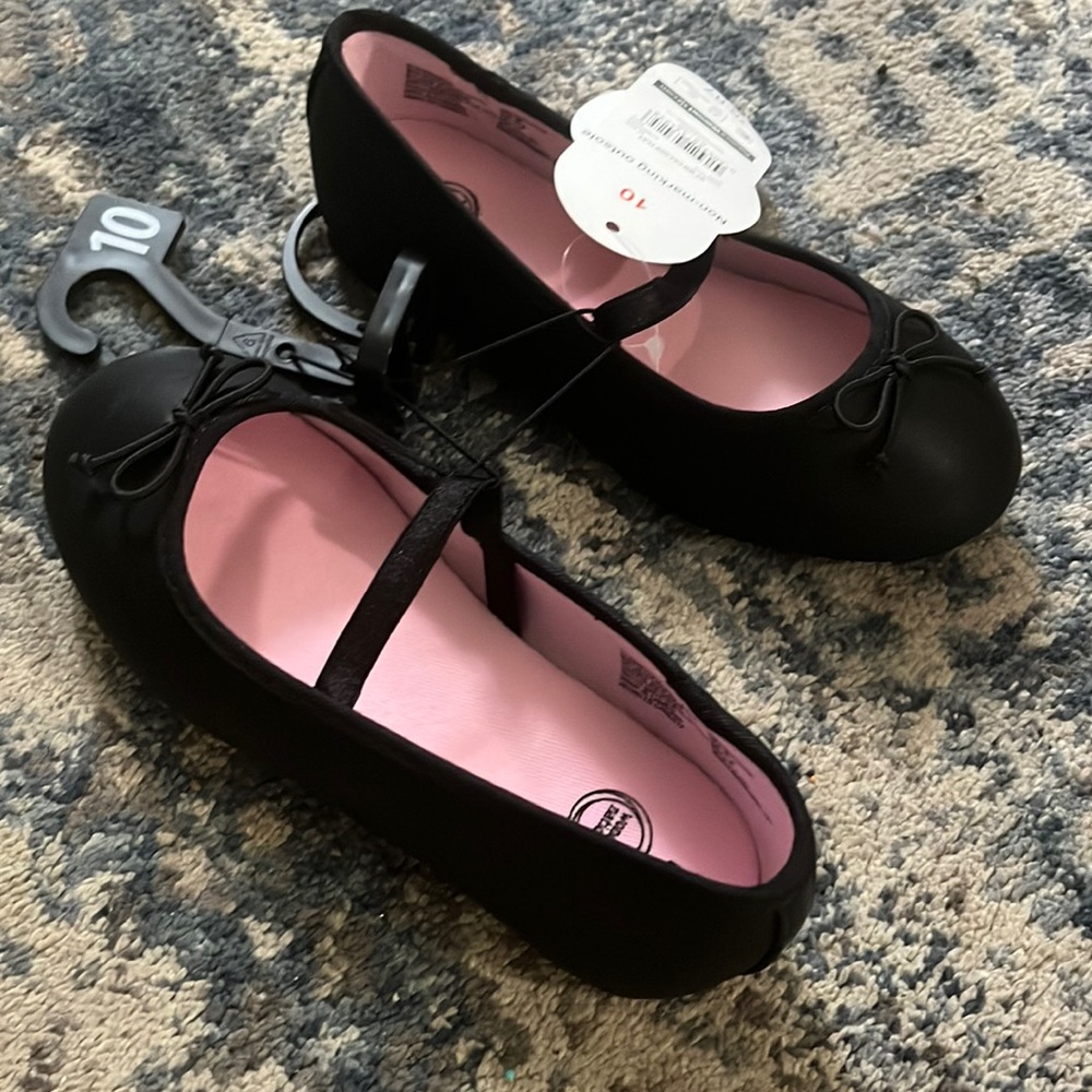 Brand new with tags black ballet flats size 10 toddlers